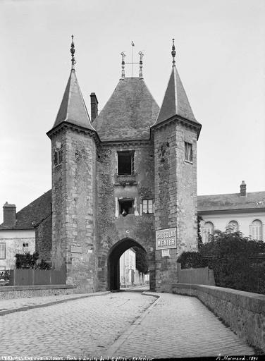 Porte de Joigny extra-muros