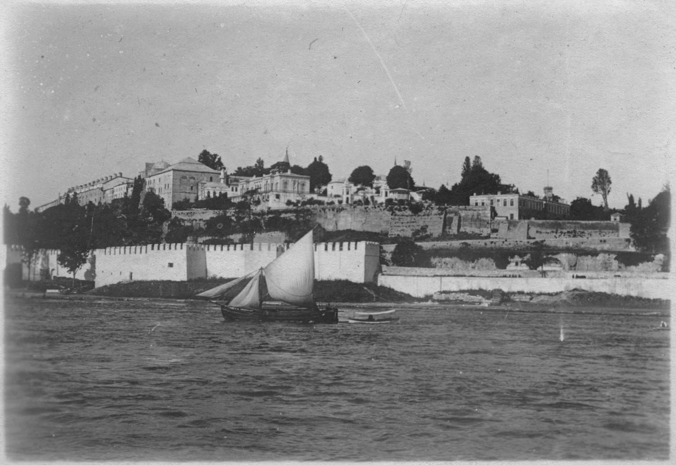 Dardanus. La ville vue de la mer
