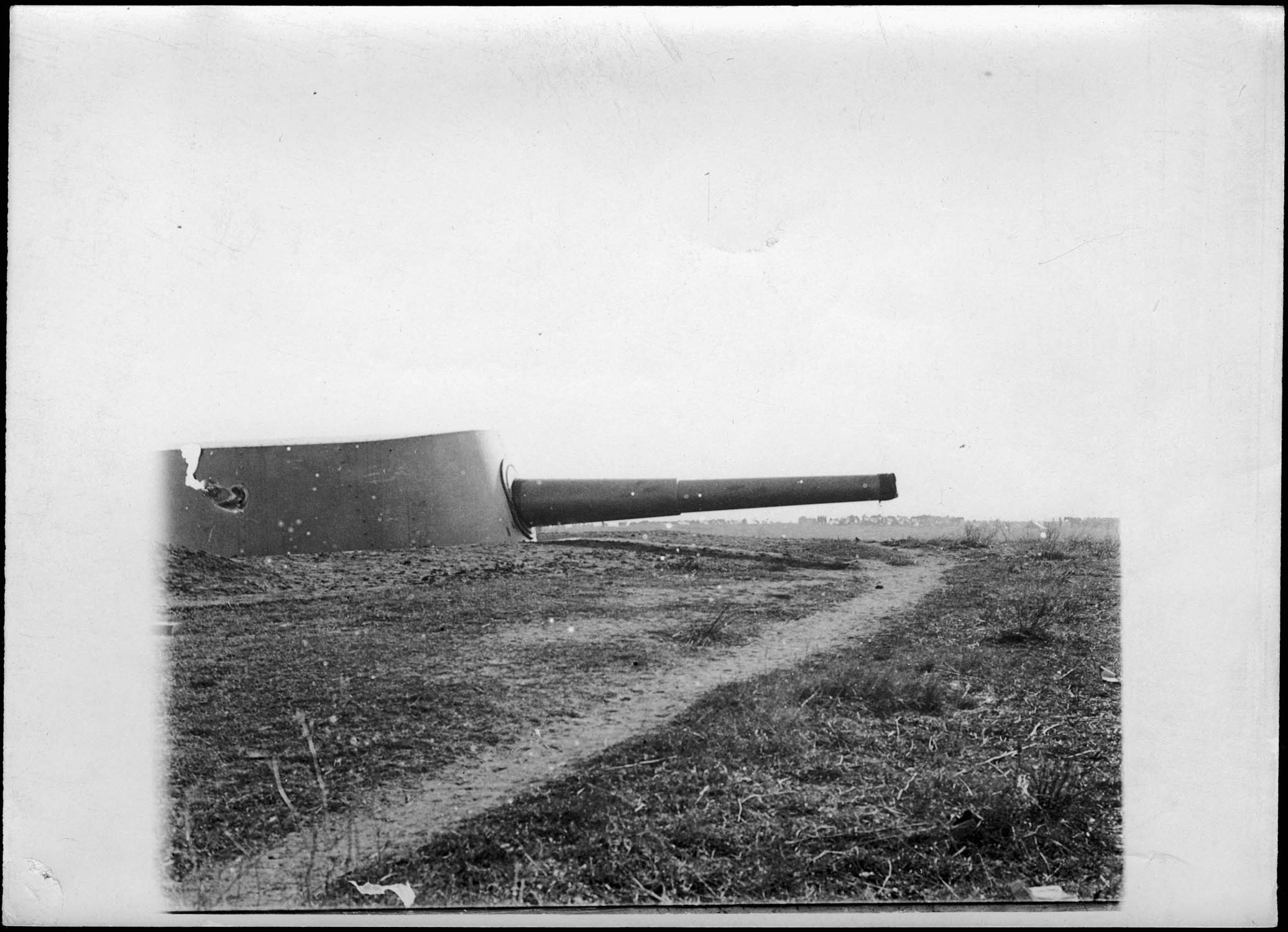 Salonique. Kara-Bouroun. Les canons de 210 à tourelles