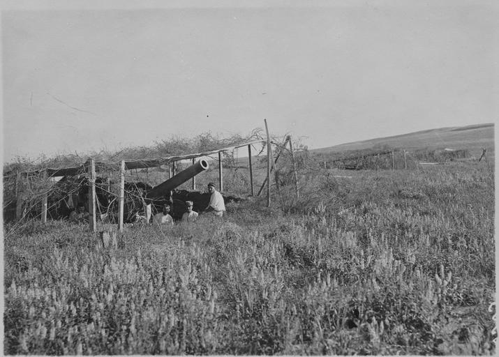 Positions défensives dans le secteur de Durmuslu-Dogandji (mai-juin 1916). Emplacement d'une batterie 5ème bataillon du 105ème d'artillerie 155 long
