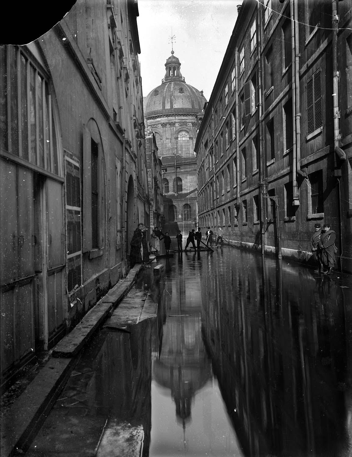 Rue inondée