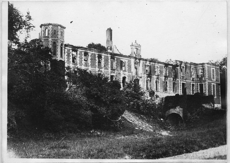 Château de Beaufort incendié le 2 juillet 1916