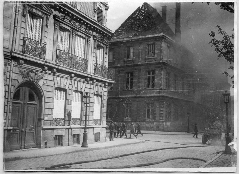 Incendie de l'Hôtel de Ville du 3 mai 1917 ; Bombardement par obus incendiaires