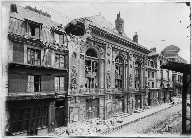 Destructions de la façade