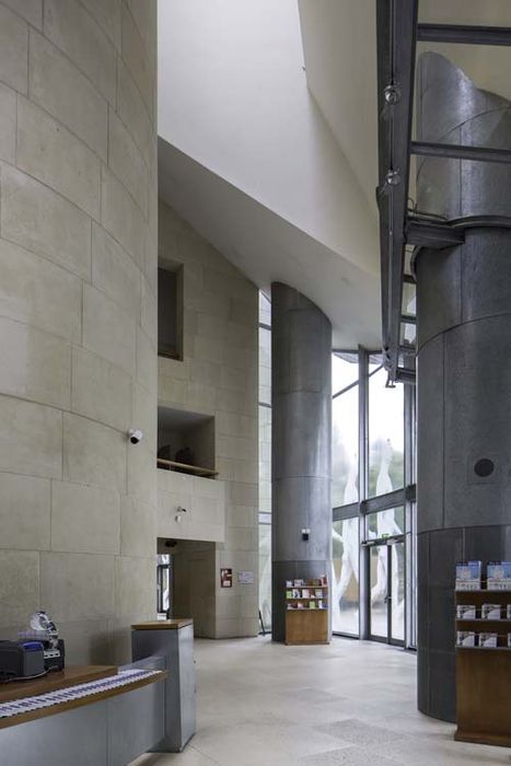 hall, vue partielle
