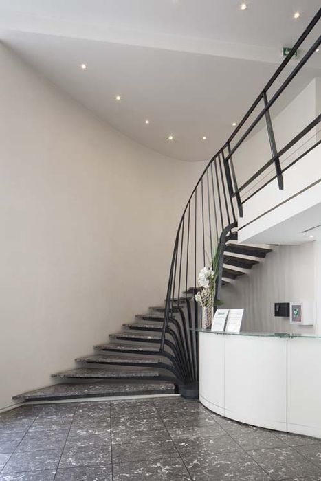 escalier du hall d’entrée