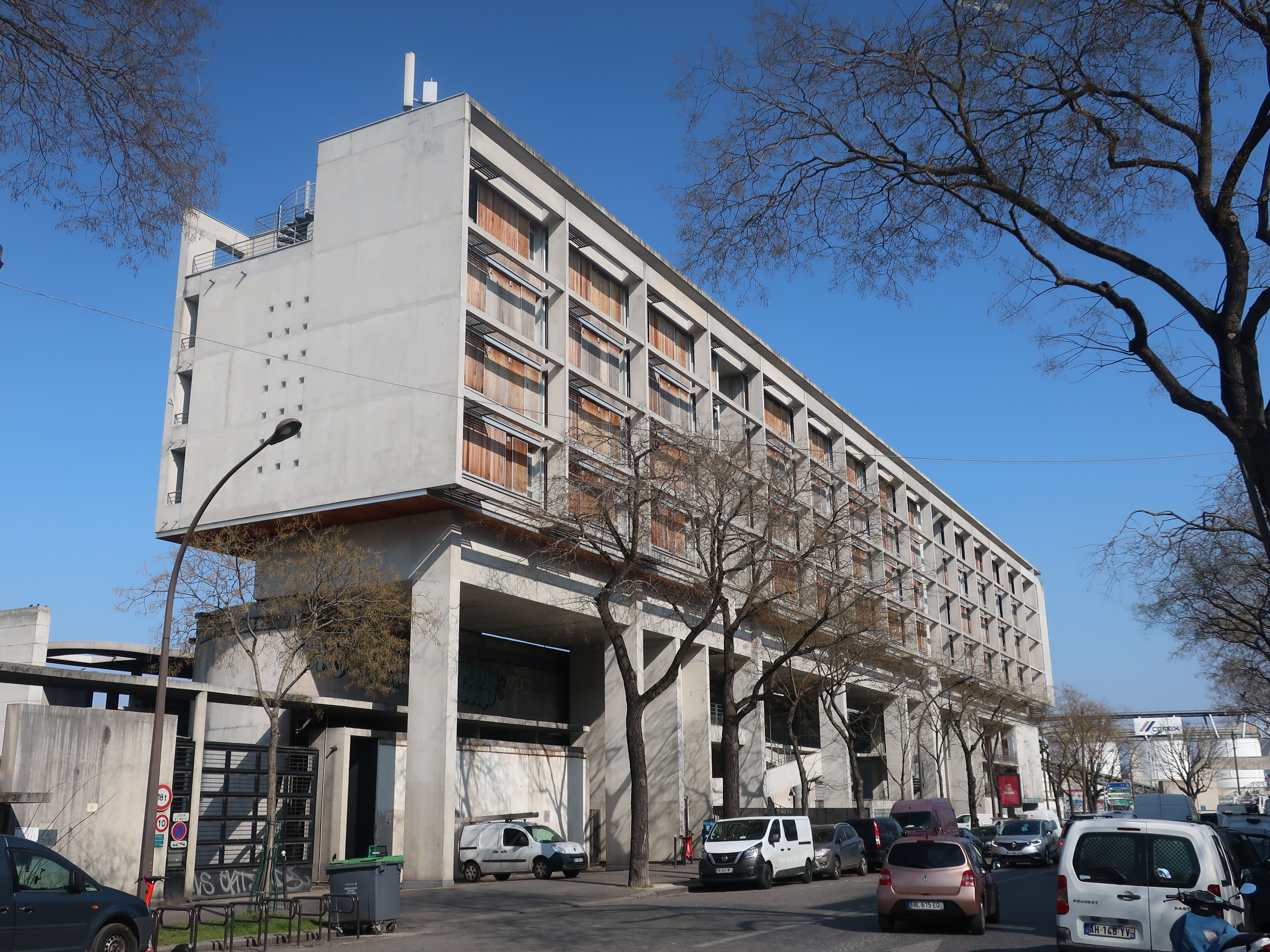façade sur rue