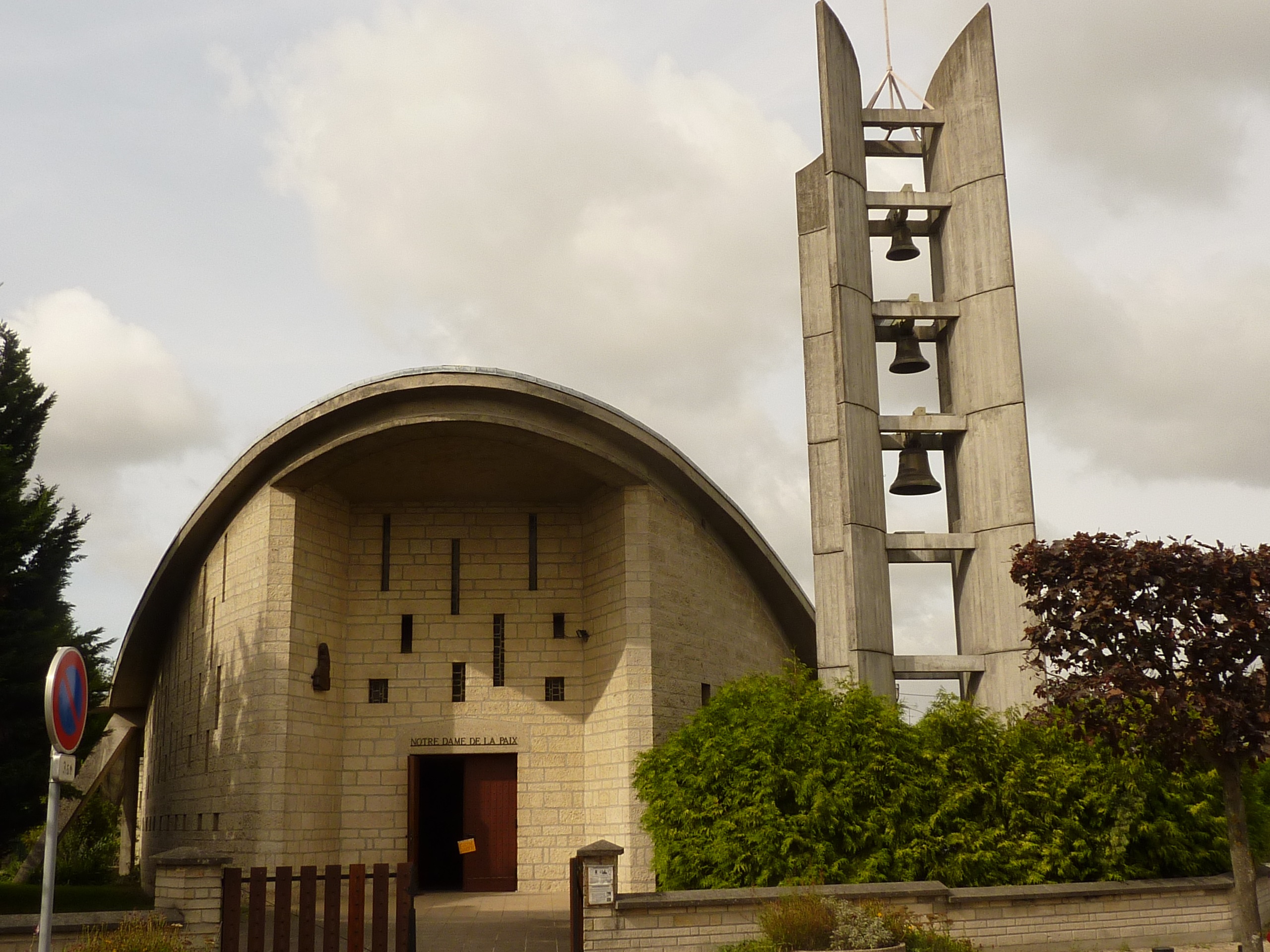 Église Notre-Dame-de-la-Paix