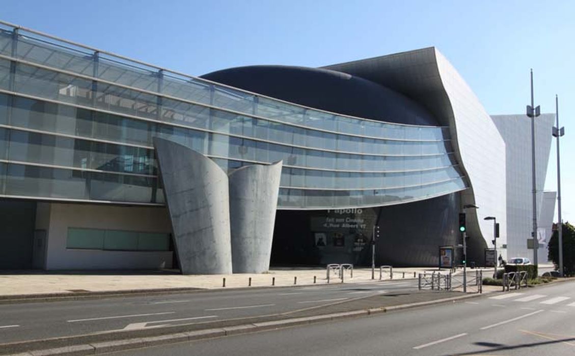 vue partielle du bâtiment