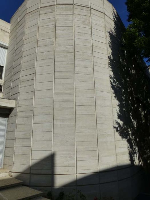 vue partielle  du bâtiment