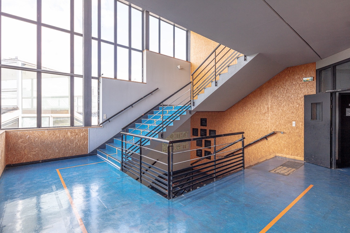 Bourges-collège et lycée technique-ateliers techniques