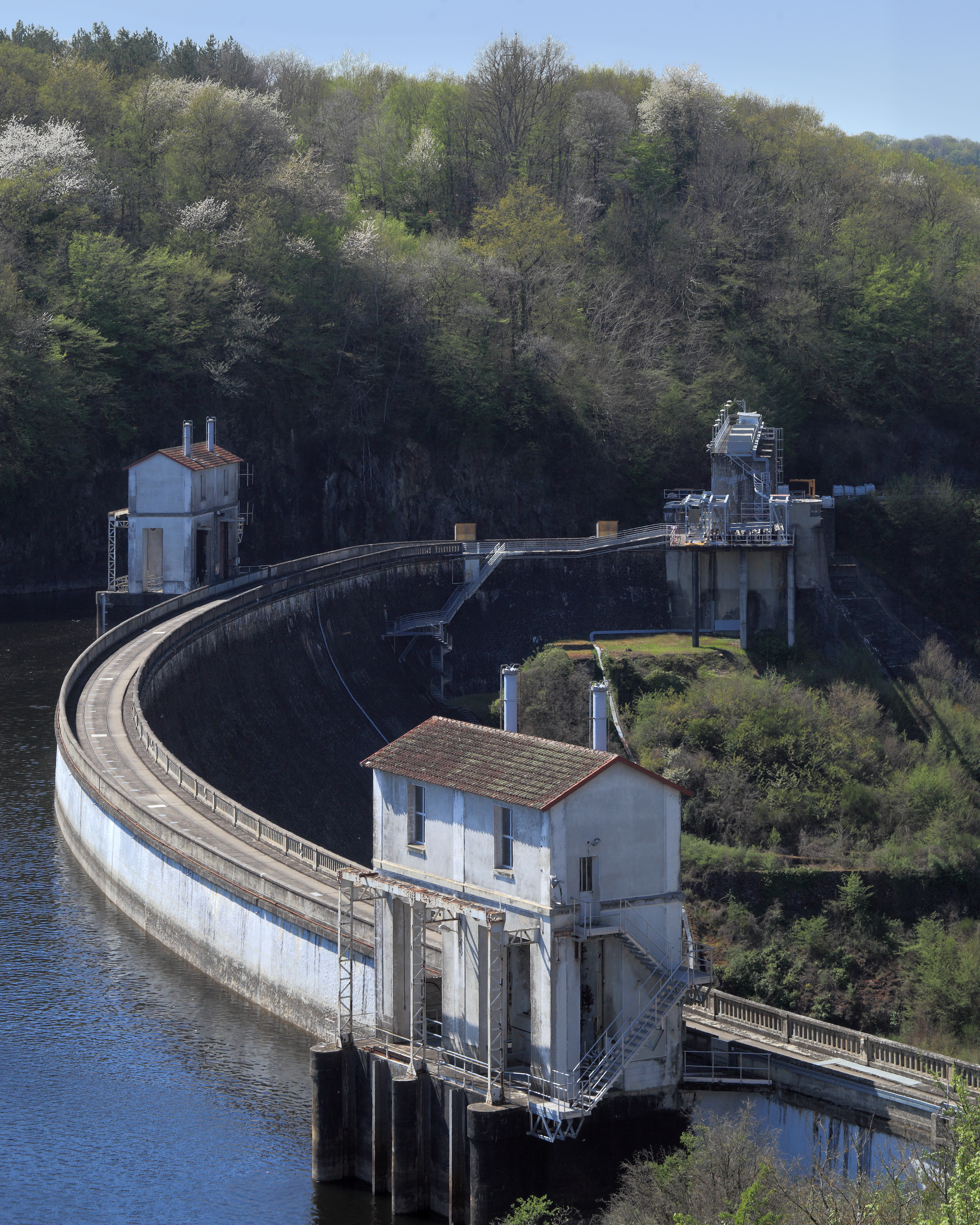 Cuzion-barrage d'Éguzon