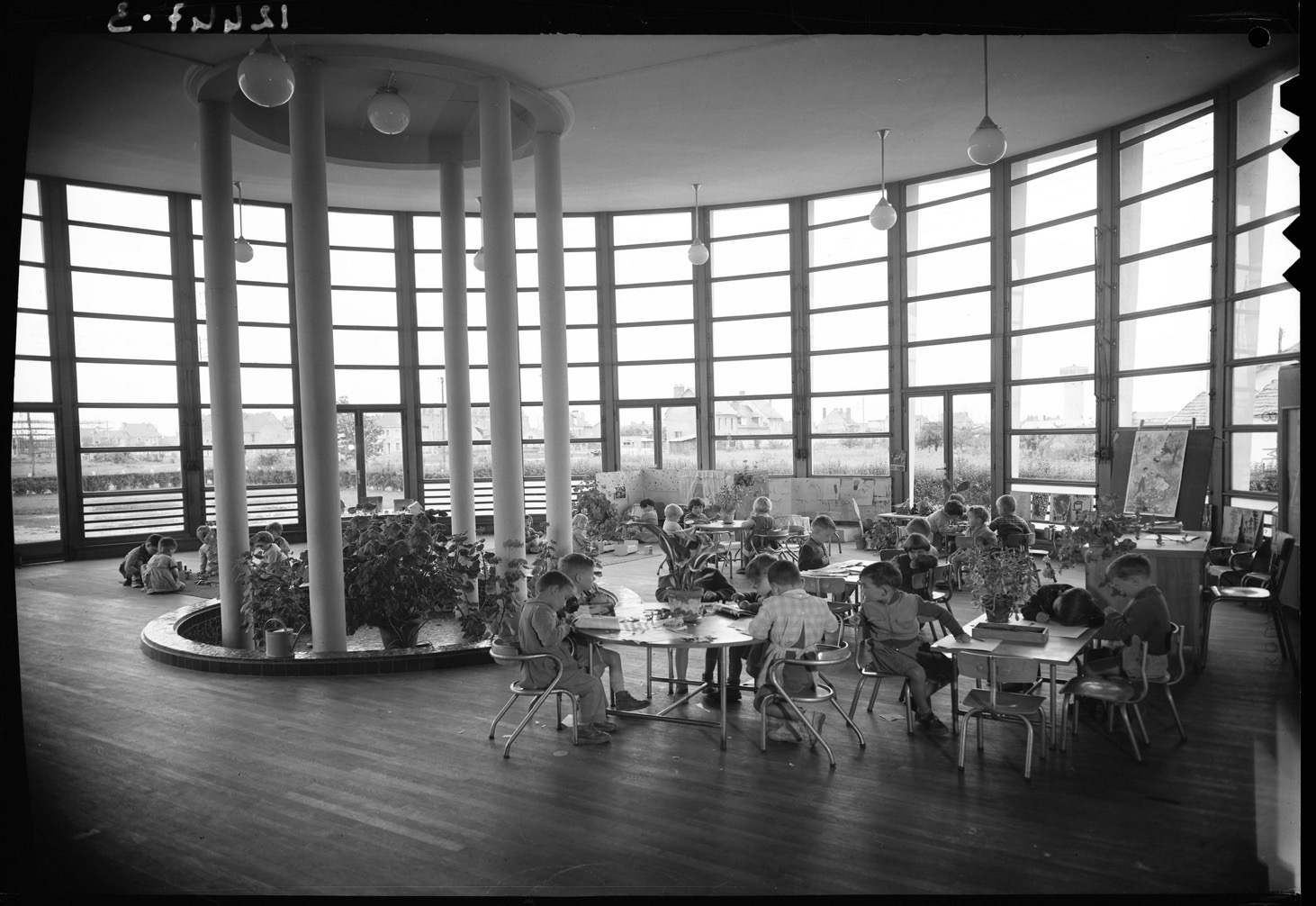 Saint-Pierre-des-Corps-Groupe scolaire des Sablons-1956