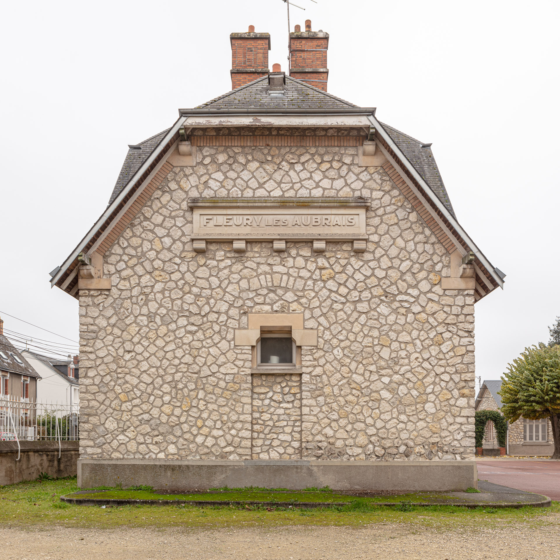 Fleury-les-Aubrais-groupe scolaire Jules-Ferry