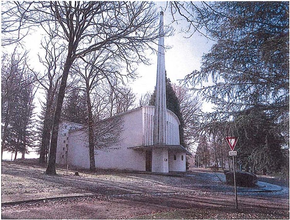 vue générale de l’église dans son environnement