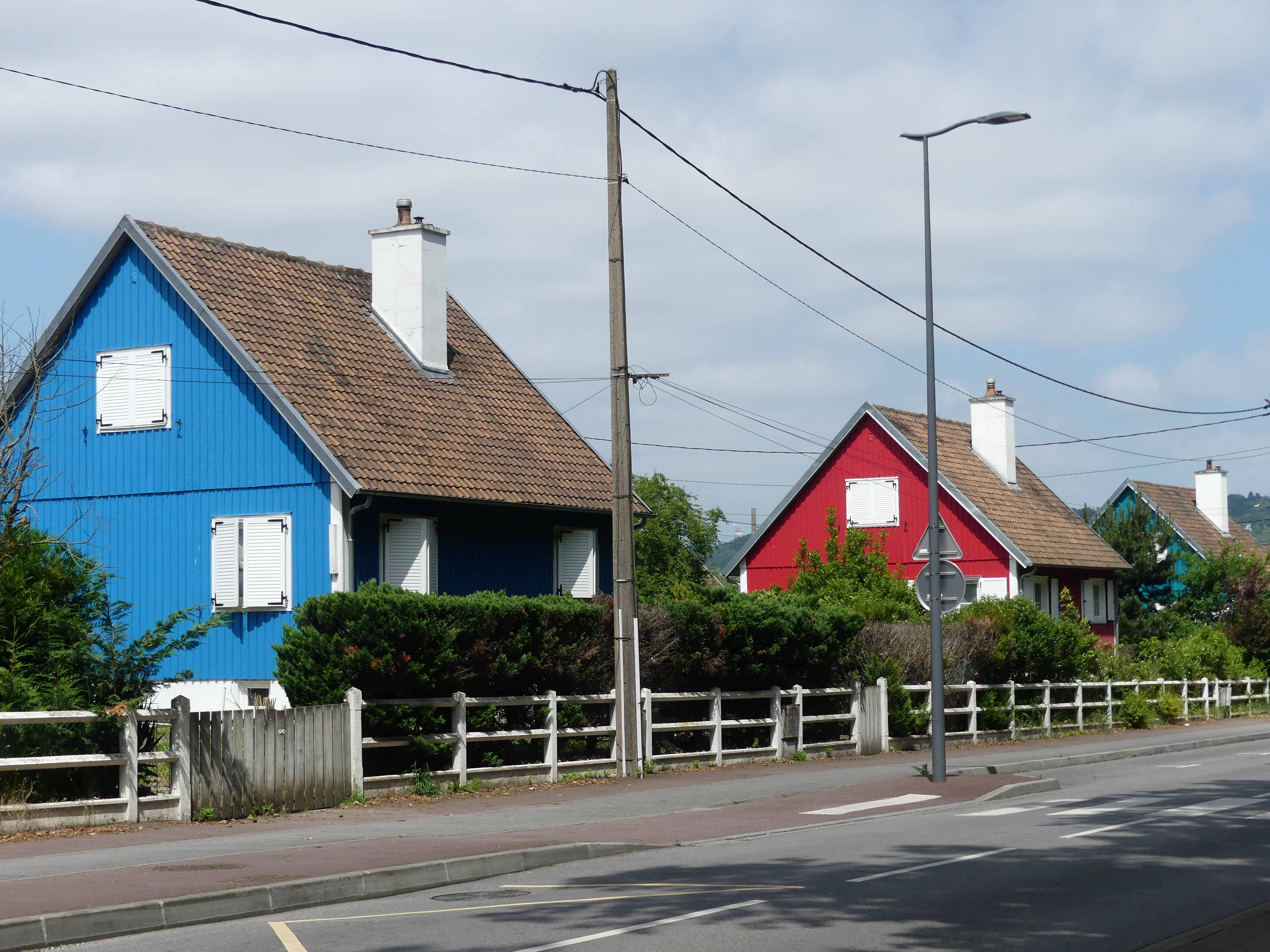 Saint-Étienne-du-Rouvray-maisons suédoises-cité des Familles