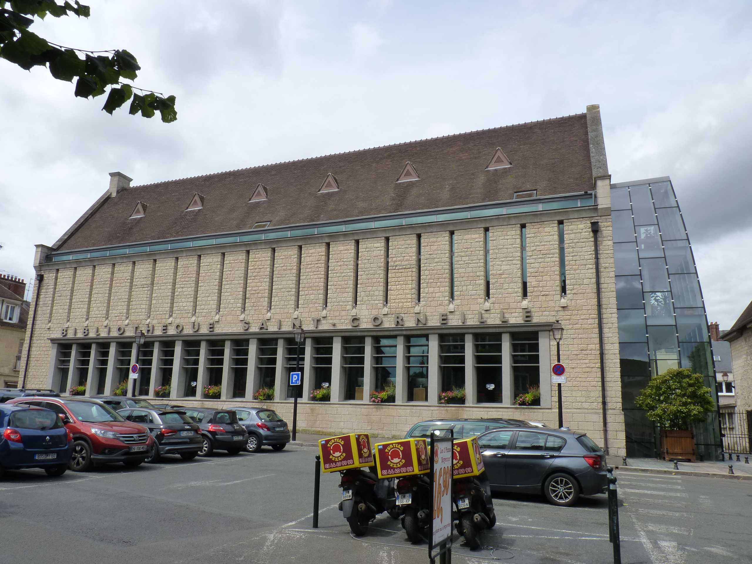 Compiègne-Bibliothèque Saint-Corneille-phot. Artène Mémoriae
