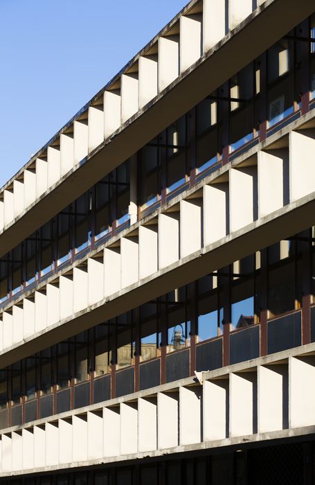 façade principale, vue partielle