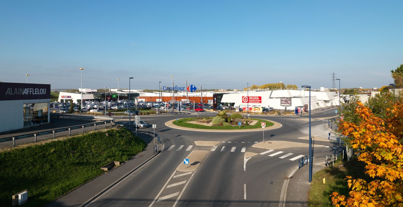 rond point, avenue Sarah Bernardt