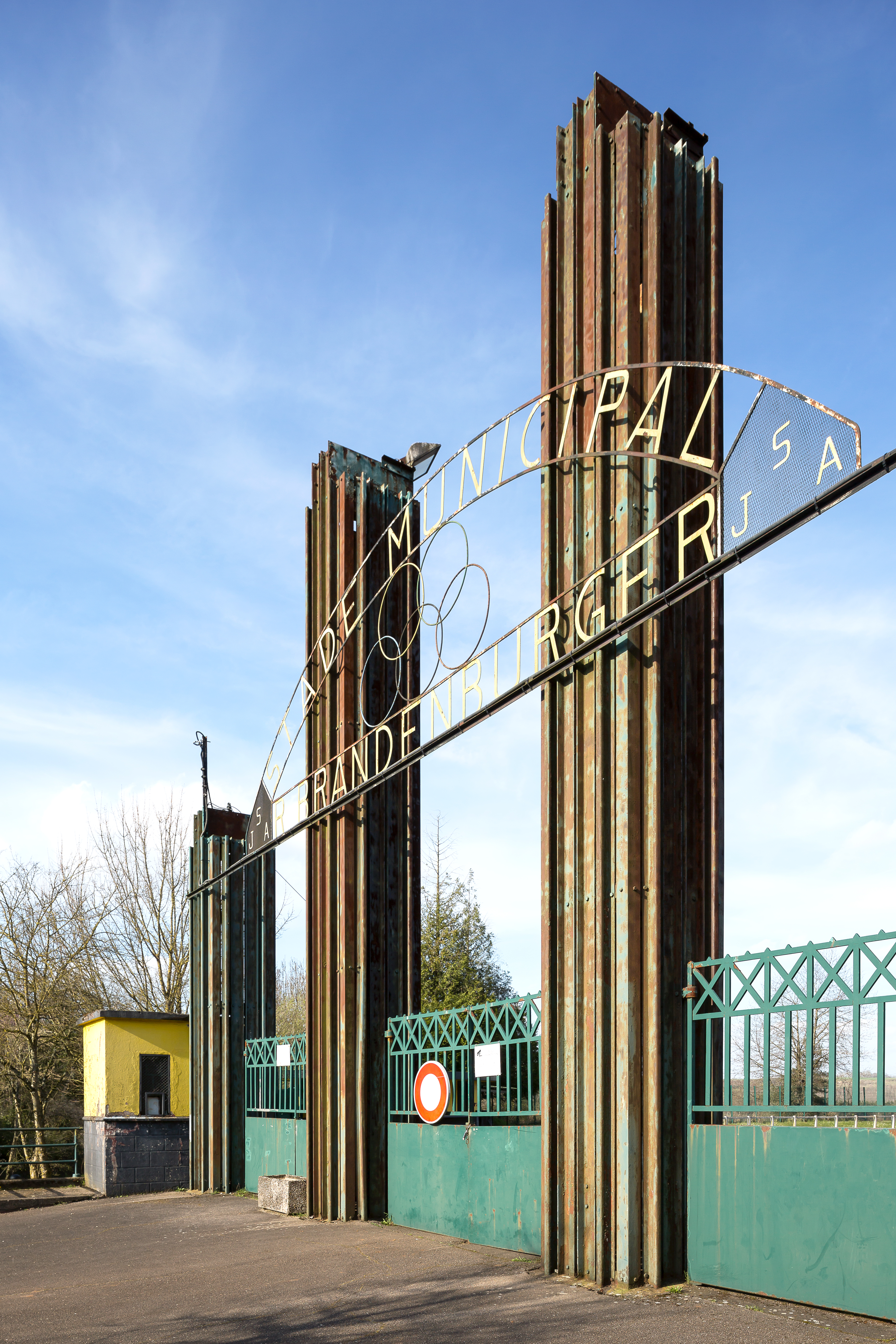 Audun-le-Tiche-ancienne piscine-stade