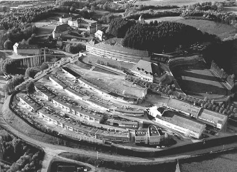 vue aérienne de l’ensemble des bâtiments