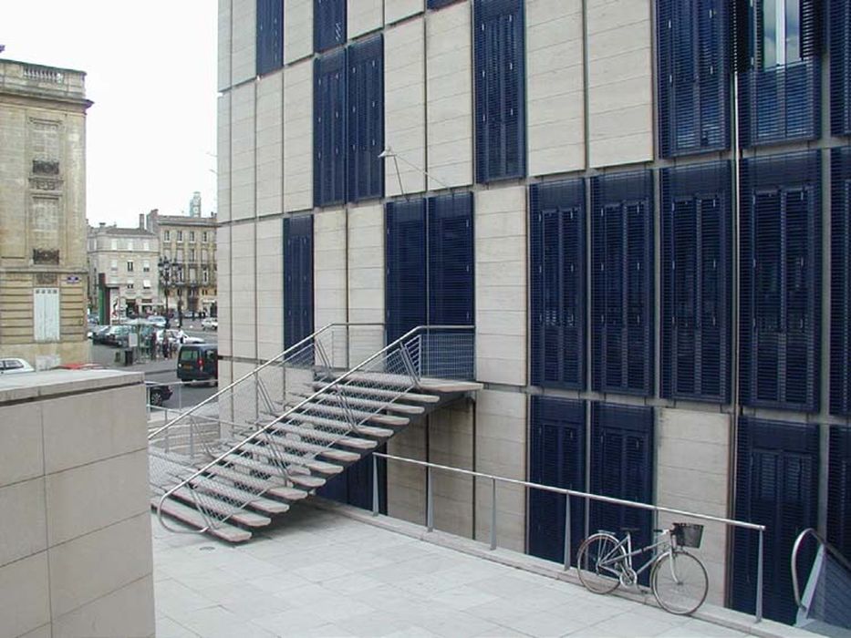 façade non localisée, vue partielle