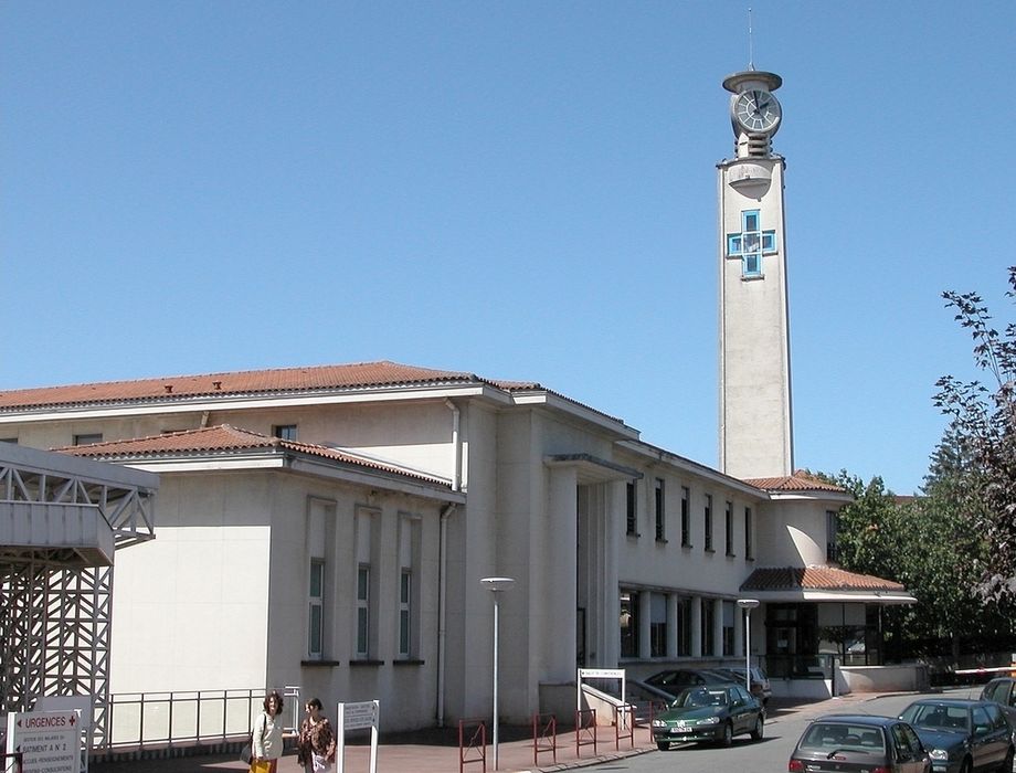 vue générale de la tour d'horloge