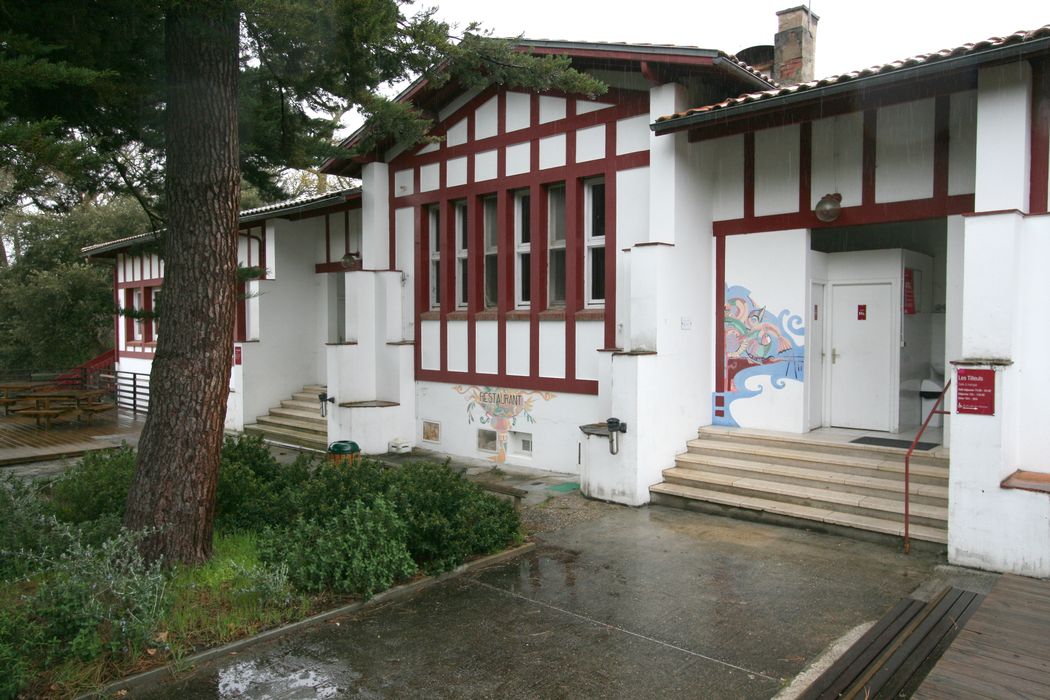 bâtiment de restauration