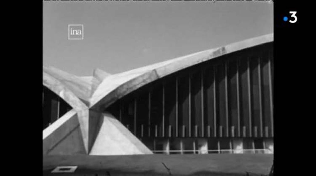 vue partielle du bâtiment