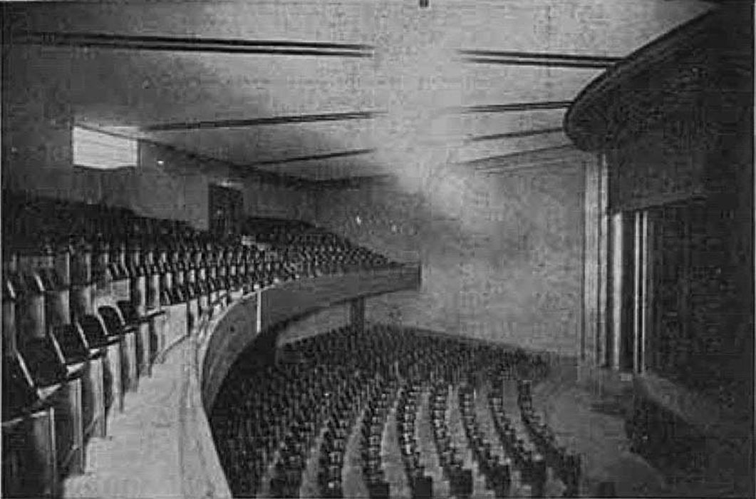 salle Saint-Genès en 1938, vue partielle