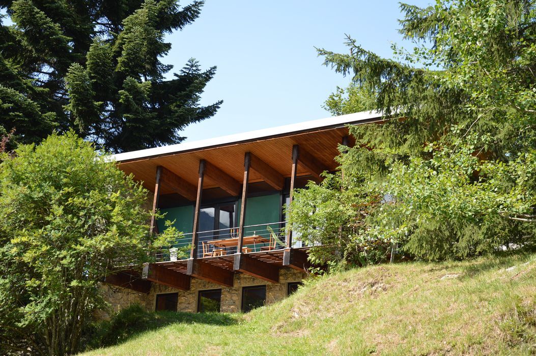 façade antérieure, vue partielle