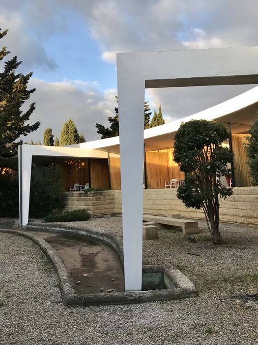 vue partielle du bâtiment