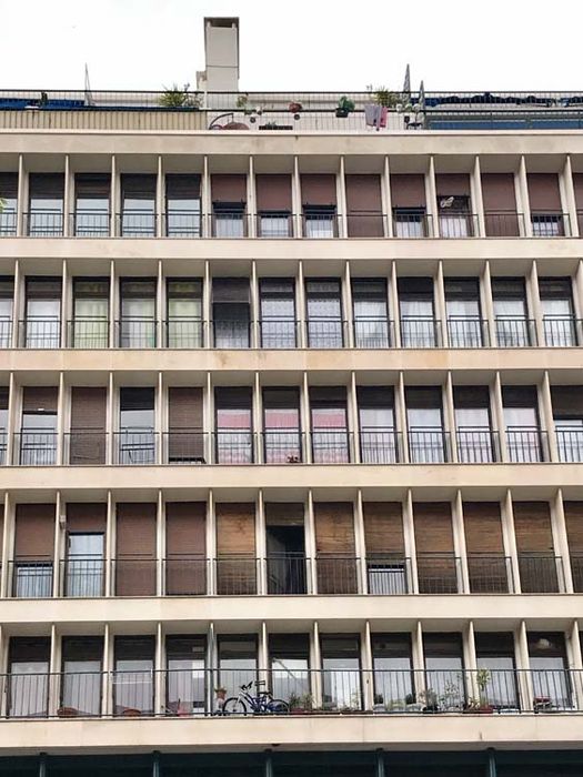 façade antérieure, vue partielle