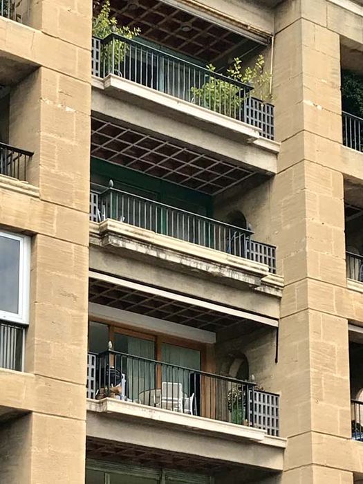 façade sud, détail des loggias