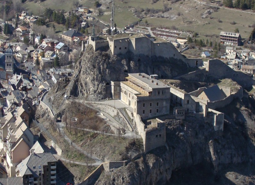 05-Briancon, centre héliothérapie