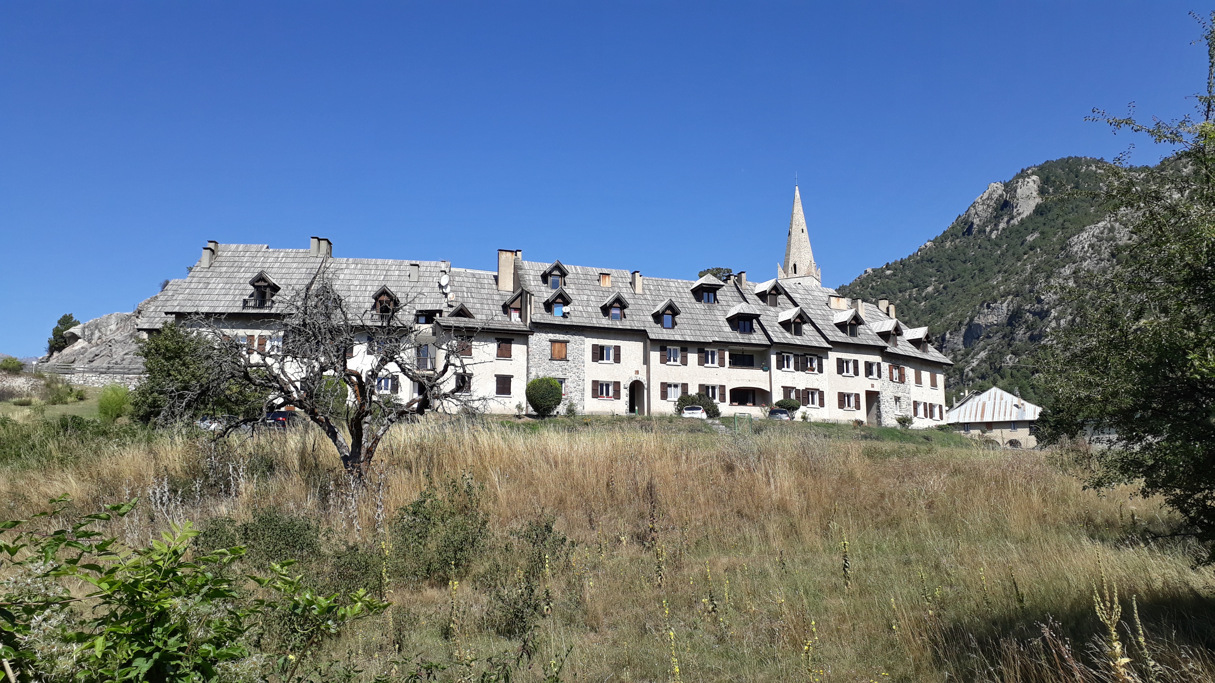 05-Saint Crepin, copropriété du Barry