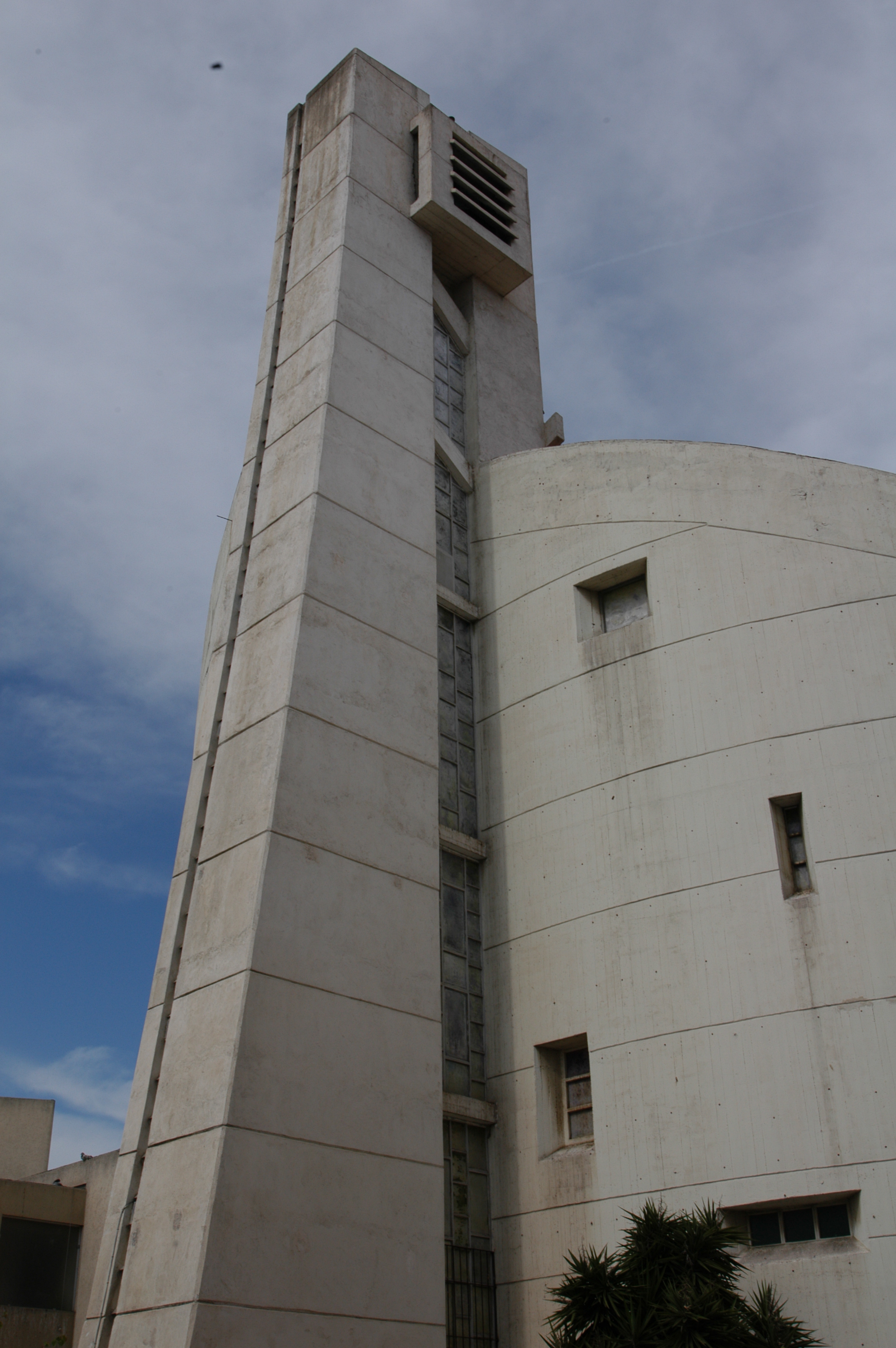 06-Antibes, église Sacré-Cœur (1)