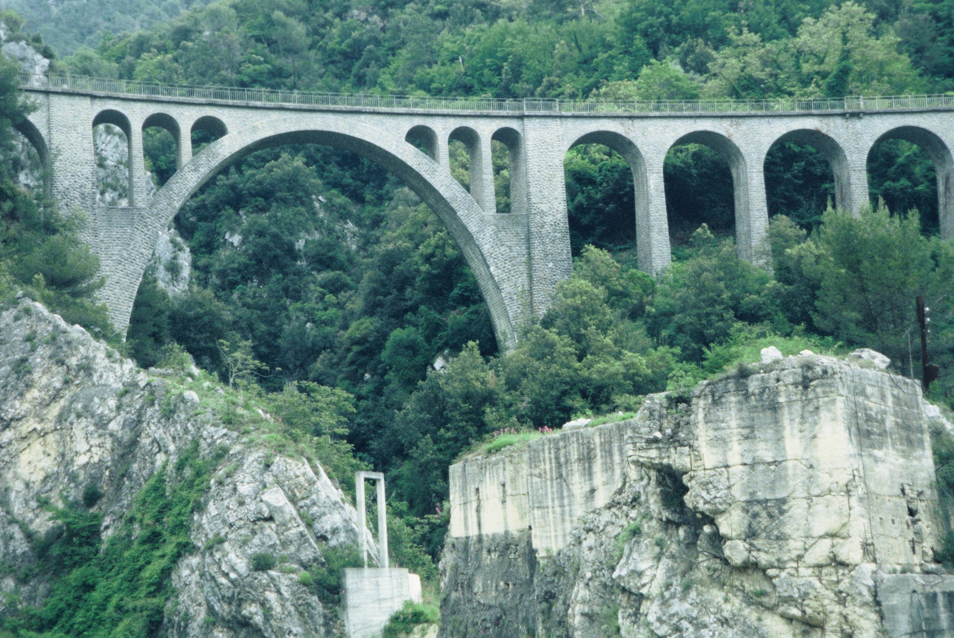 06-Peille, Viaduc d'Erbossiera