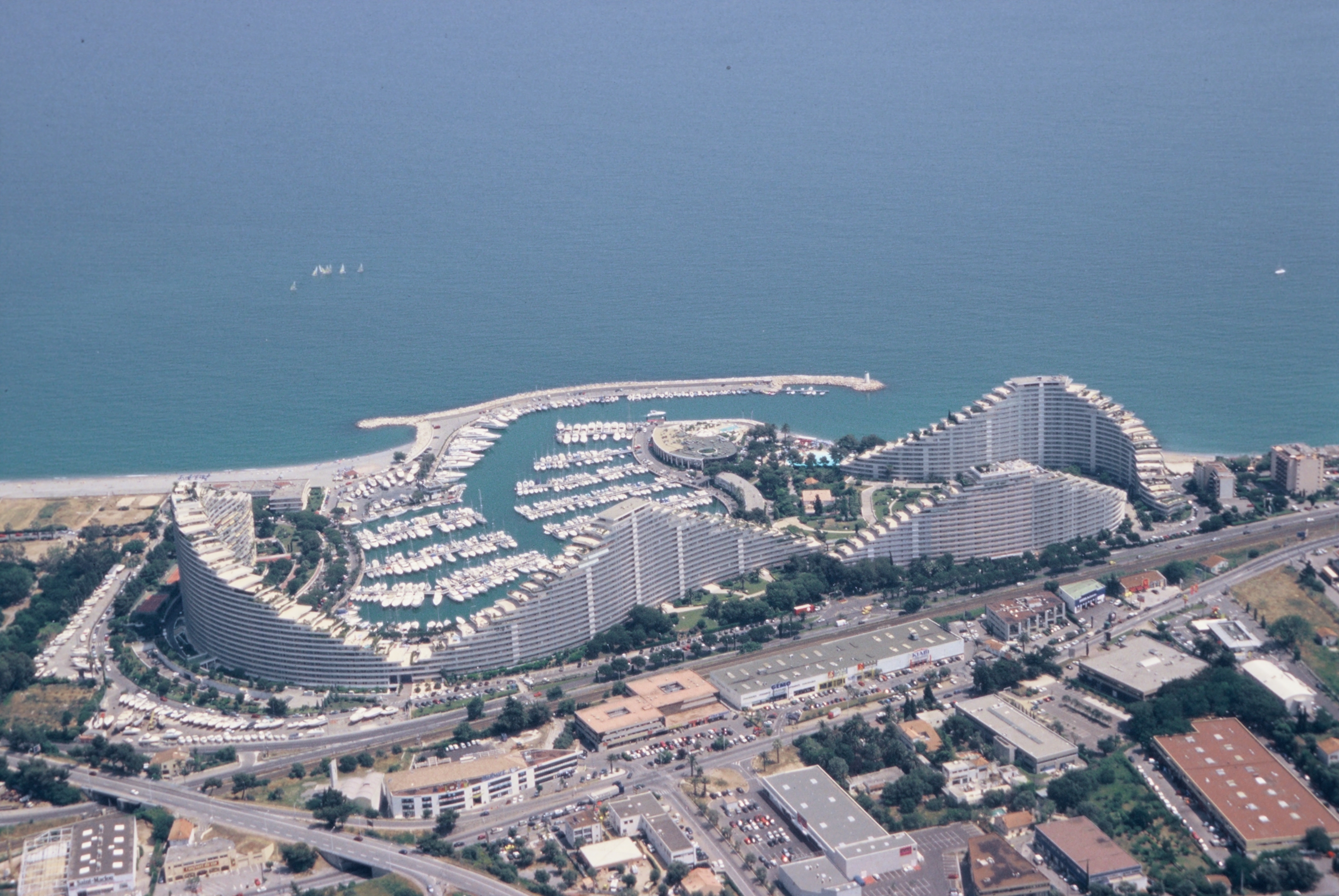 06-Villeneuve Loubet-Marina baie des Anges