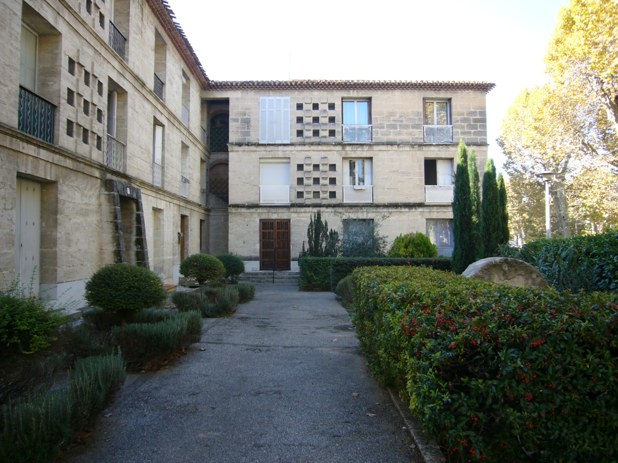 13-Aix-en-Provence, résidence 200 logements