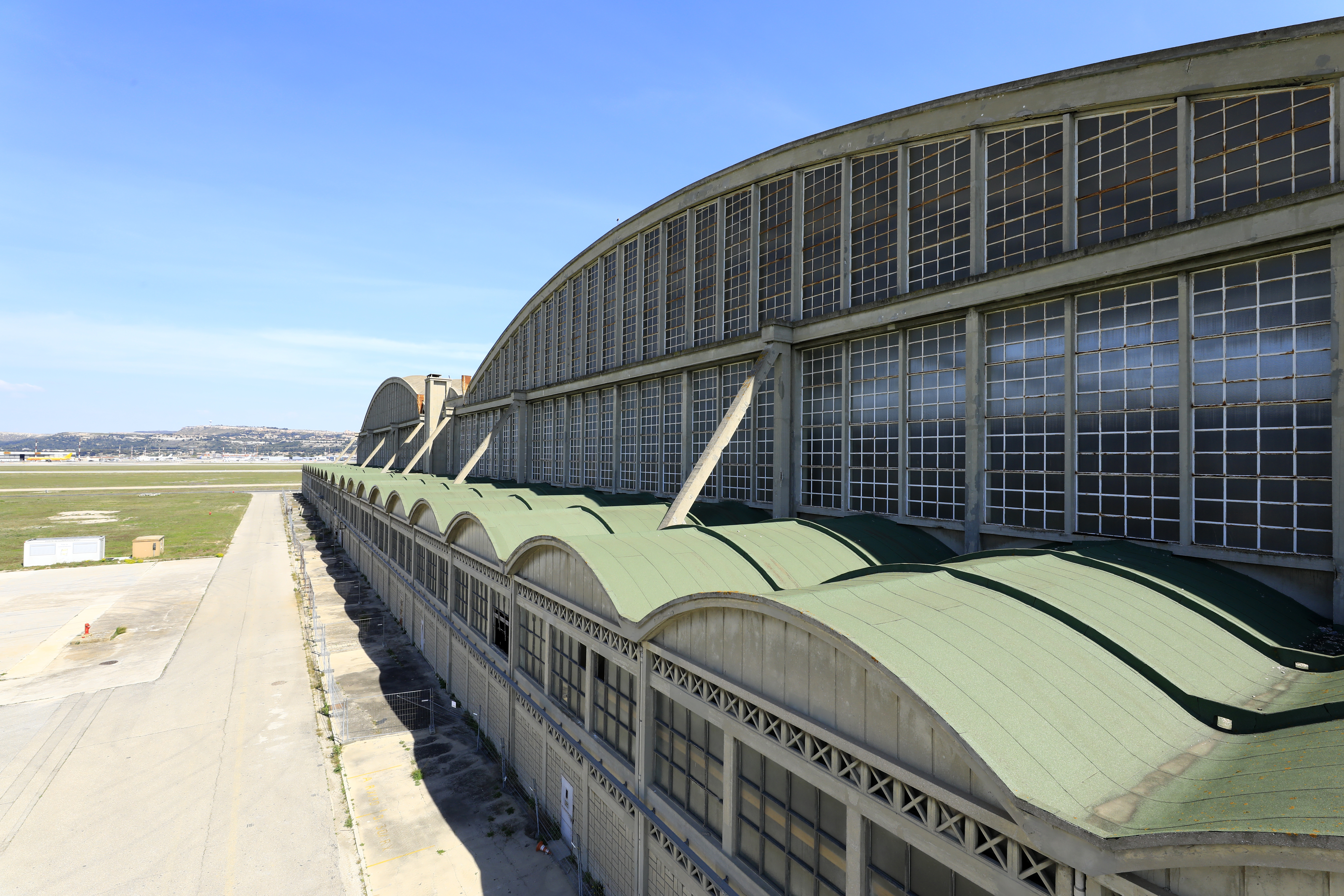 13-Marignane, hangars aéronautiques