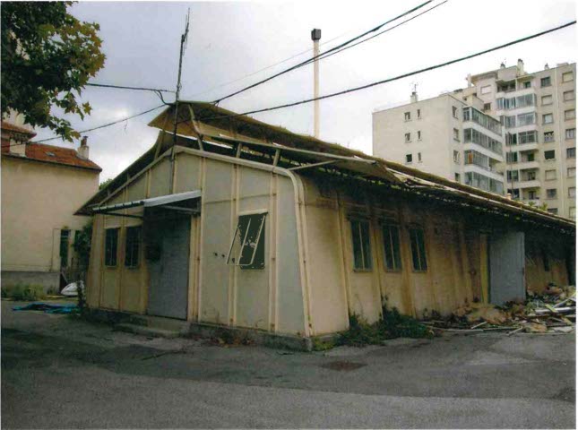 13, Vitrolles, pavillon tropical métallique Fillod