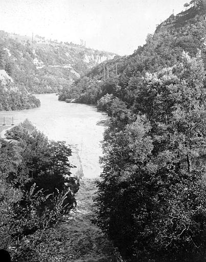 Gorges et perte du Rhône
