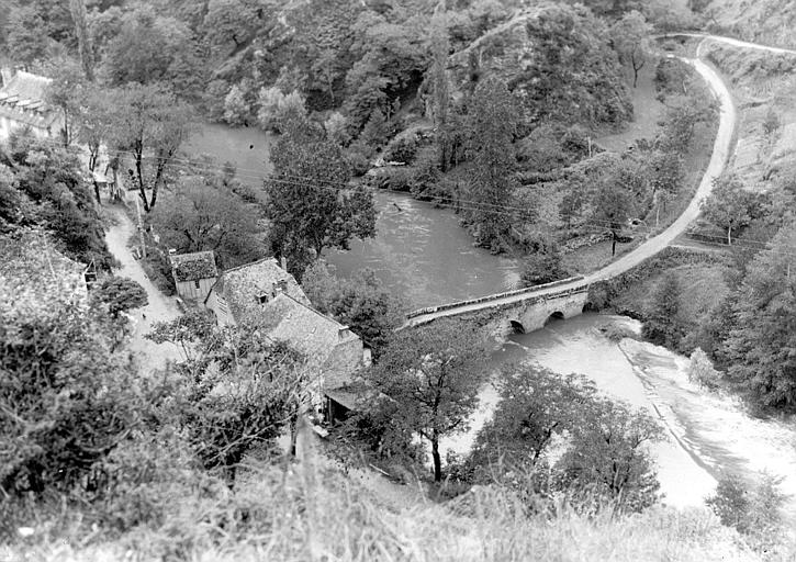 Vue aérienne sur les gorges