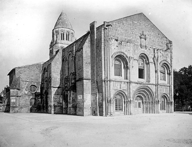 Eglise : ensemble sud-ouest