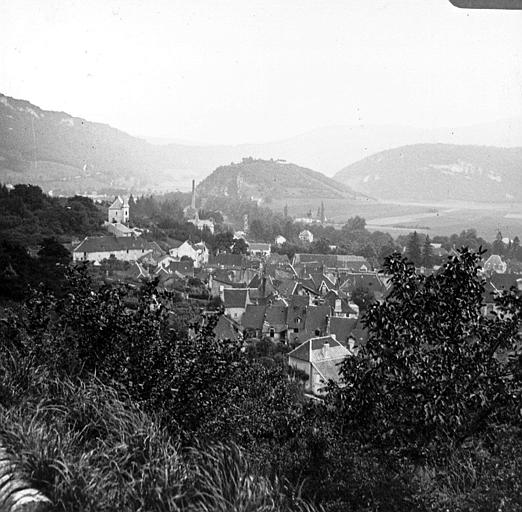 Vue générale du village prise de l'est