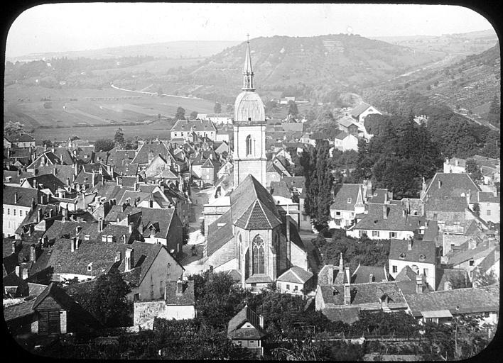 Vue générale du village prise de l'est