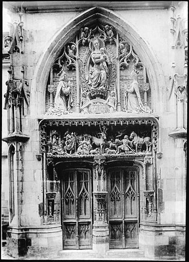 La porte de la chapelle Saint-Hubert : conversation de Saint-Hubert, Saint-Christophe et Saint-Antoine