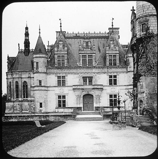 Façade du château