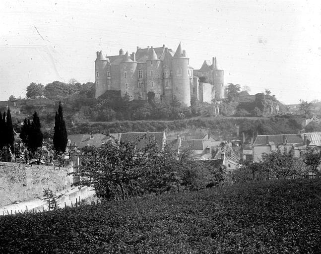 Le château vu de la ville